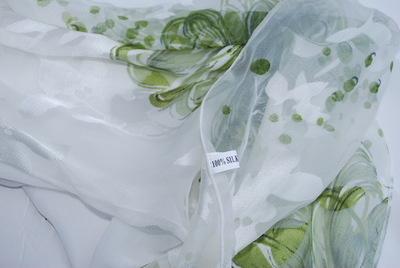 杭州藍美卡絲巾 廠家直銷，高貴新穎，現貨熱銷中